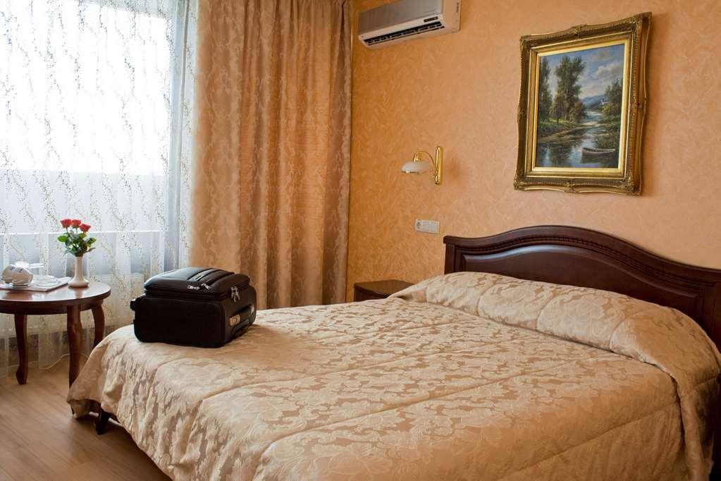 Salute Hotel Kiev Kamer foto