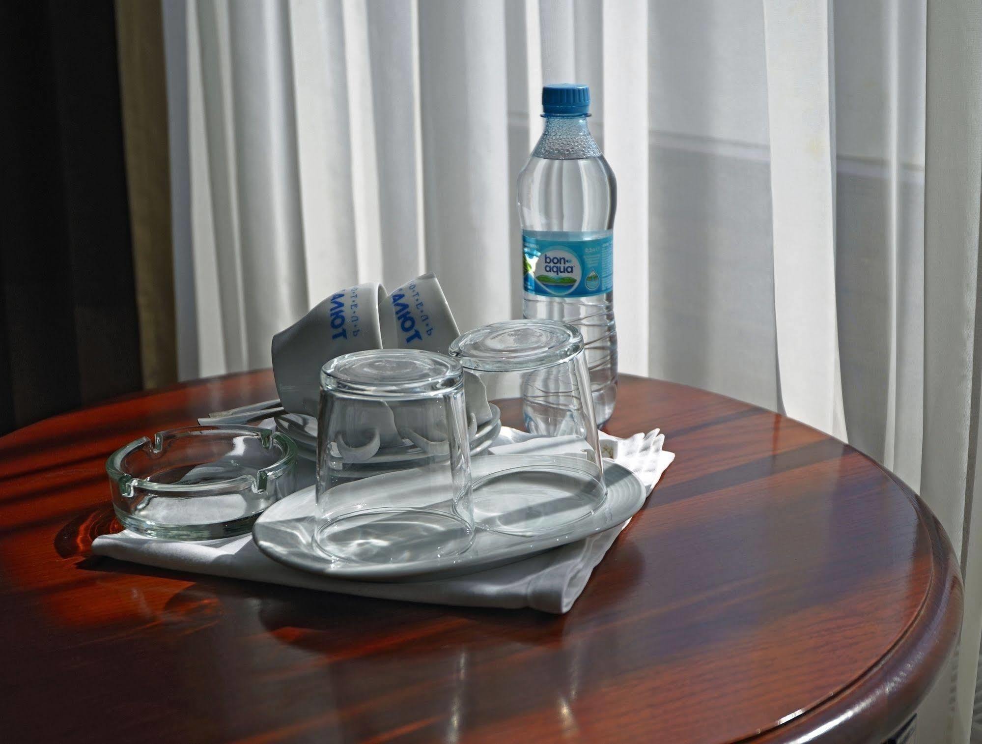 Salute Hotel Kiev Buitenkant foto