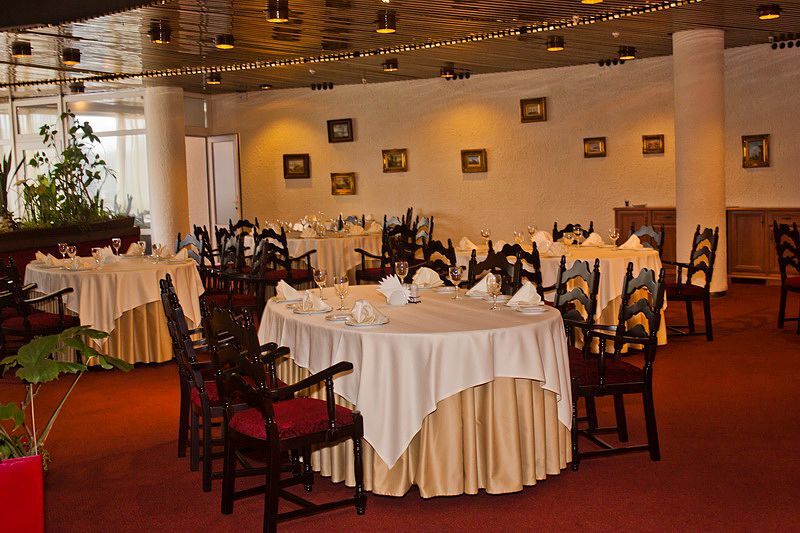 Salute Hotel Kiev Buitenkant foto