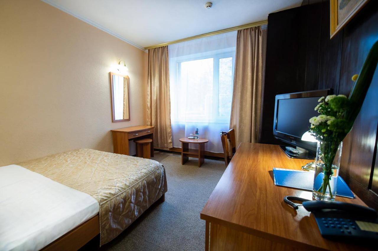 Salute Hotel Kiev Buitenkant foto
